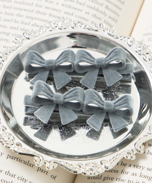 WEGO(ウィゴー)の「WEGO/【2点セット】ダブルリボンクリップ(バレッタ/ヘアクリップ・レディース・シルバー/ブラック/ライトグレー/ワイン・FREE)」の3枚目の写真