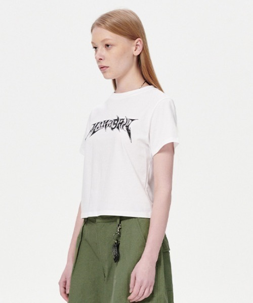 MAHAGRID(マハグリッド)の「『mahagrid/マハグリッド』 FLAME LOGO CROP TEE/フレームロゴクロップ T(Tシャツ/カットソー・レディース・ホワイト/ブラック・FREE)」の3枚目の写真