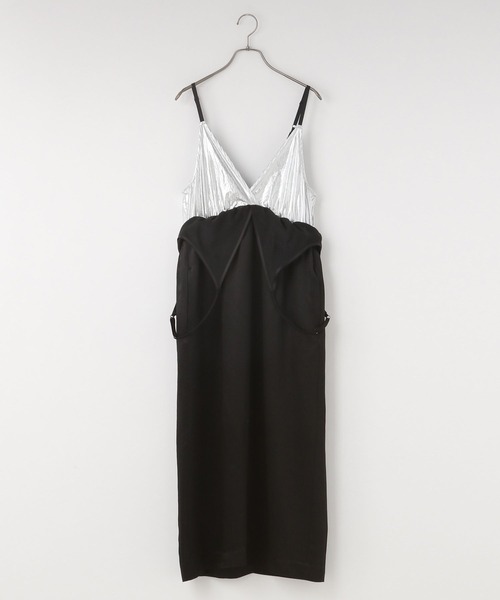 yuw(ユウ)の「レイヤードキャミワンピース 115198(ワンピース・レディース・グレー/ブラック・FREE)」の12枚目の写真