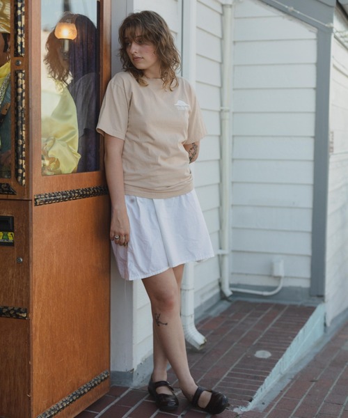 Daydream Surf Shop(デイドリームサーフショップ)の「Penelope Tee(Tシャツ/カットソー・レディース・ベージュ・M/L)」の4枚目の写真
