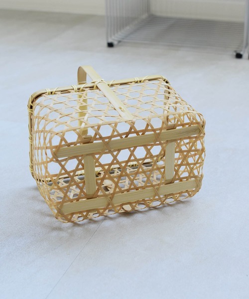 utatane(ウタタネ)の「竹かごバッグ+日本製注染生地あずま袋セット utatane かごめ 楊柳(かごバッグ・レディース・ネイビー/オフホワイト・FREE)」の10枚目の写真
