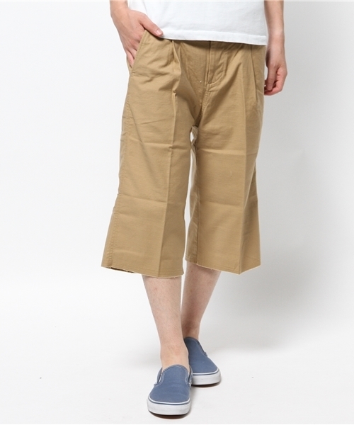 WEGO（ウィゴー）の「WEGO/カットオフクロップドパンツ（その他パンツ・メンズ・ベージュ/ブラック・LARGE/MEDIUM）」の3枚目の写真