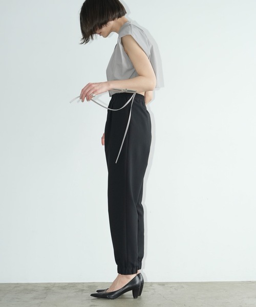 CLANE(クラネ)の「SUCKER STRIPE EASY PANTS(その他パンツ・レディース・ベージュ/ブラック・1)」の6枚目の写真