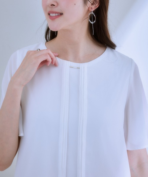7days Life Styling（セブンデイズライフスタイリング）の「ピンタックメタルパーツ付半袖ブラウス（カットソー裏地付）（シャツ/ブラウス・レディース・ブラック/オフホワイト・L/M/LL）」の5枚目の写真