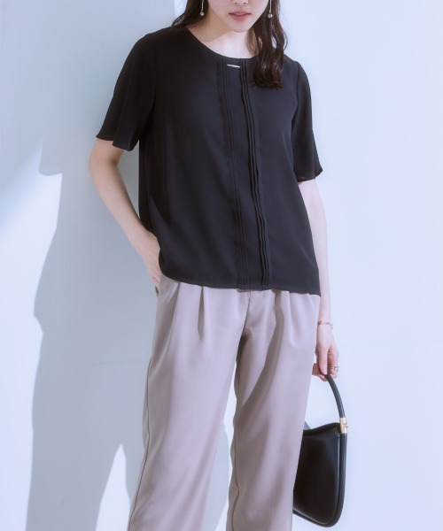 7days Life Styling（セブンデイズライフスタイリング）の「ピンタックメタルパーツ付半袖ブラウス（カットソー裏地付）（シャツ/ブラウス・レディース・ブラック/オフホワイト・L/M/LL）」の3枚目の写真