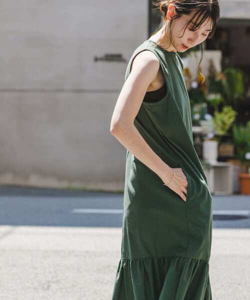 ITEMS URBANRESEARCH（アイテムズ アーバンリサーチ）の「リネンノースリーブワンピース（ワンピース・レディース・グリーン/ブラック/ベージュ・FREE）」の19枚目の写真