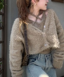 【mily bilet】冬も抜かりない女子コーデに!チョーカーニットキャミ使いメランジニットアンサンブル