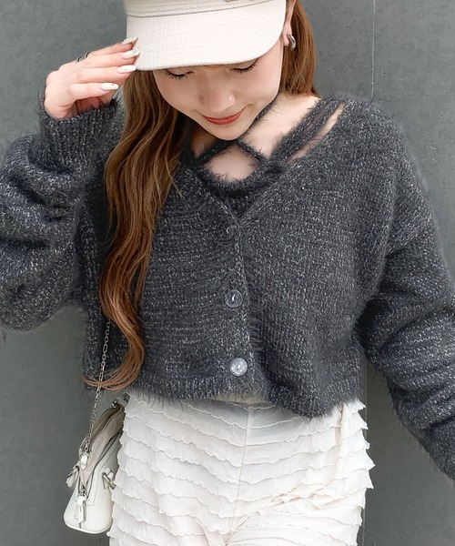 mily bilet(ミウィビレット)の「【mily bilet】冬も抜かりない女子コーデに!チョーカーニットキャミ使いメランジニットアンサンブル(カーディガン/ボレロ・レディース・チャコールグレー/ピンク/ベージュ・MEDIUM/X-LARGE/LARGE/SMALL)」の14枚目の写真