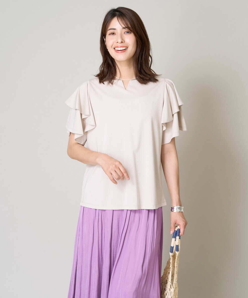 a.v.v(アーヴェヴェ)の「【接触冷感/UVカット】ラッフルフレアスリーブトップス(Tシャツ/カットソー・レディース・ブラック/ライトグレー/ダークインディゴブルー・34/38/36/42/40)」の6枚目の写真