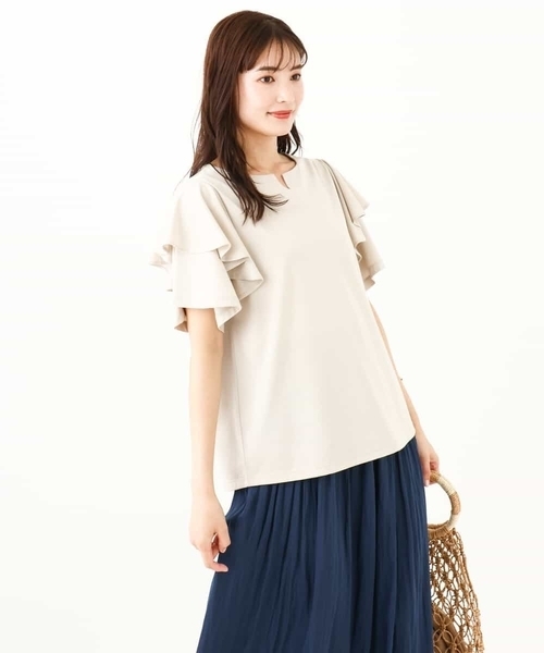 a.v.v(アーヴェヴェ)の「【接触冷感/UVカット】ラッフルフレアスリーブトップス(Tシャツ/カットソー・レディース・ブラック/ライトグレー/ダークインディゴブルー・34/38/36/42/40)」の11枚目の写真