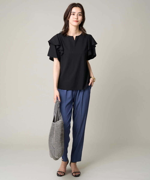 a.v.v(アーヴェヴェ)の「【接触冷感/UVカット】ラッフルフレアスリーブトップス(Tシャツ/カットソー・レディース・ブラック/ライトグレー/ダークインディゴブルー・34/38/36/42/40)」の19枚目の写真