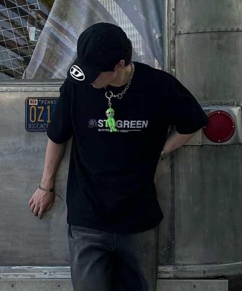 lilful(リルフル)の「バッグプリント オーバーサイズ Tシャツ(Tシャツ/カットソー・メンズ・ホワイト/ブラック/グレー・M/L)」の15枚目の写真
