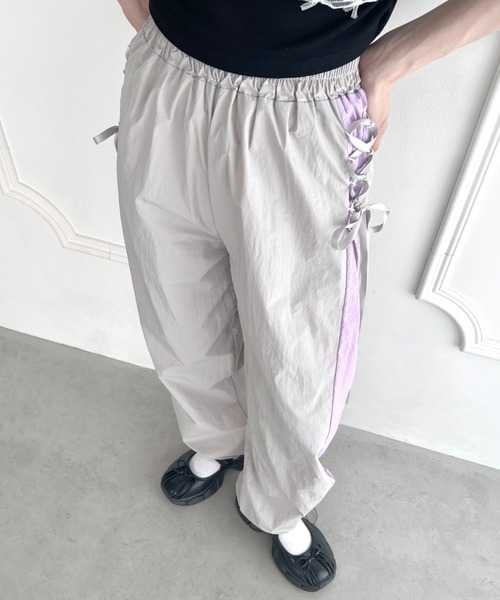 SOLLON.(ソルロン)の「サイドレースアップナイロンパンツ(その他パンツ・レディース・グレー/ピンク/ブラック・FREE)」の9枚目の写真