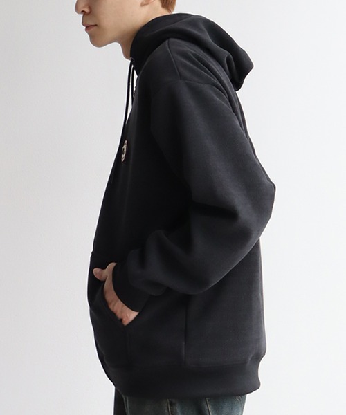 CONVERSE(コンバース)の「【CONVERSE/コンバース】リブ 裏ボア サガラワッペン ジップアップパーカー(パーカー・メンズ・グレイッシュベージュ/スミクロ/ブルーグリーン・L/M/LL)」の7枚目の写真