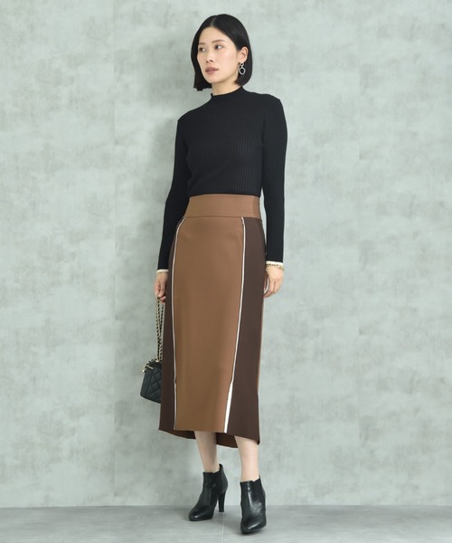 INTERPLANET(インタープラネット)の「袖口配色パール付きハイネックリブニット(ニット/セーター・レディース・レッド/ブラック/オフホワイト/グレー・FREE)」の21枚目の写真