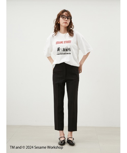 Mila Owen（ミラオーウェン）の「【SESAME STREET】キャラクターフォトTシャツ（Tシャツ/カットソー・レディース・チャコールグレー/ホワイト/ベージュ・0/1）」の16枚目の写真