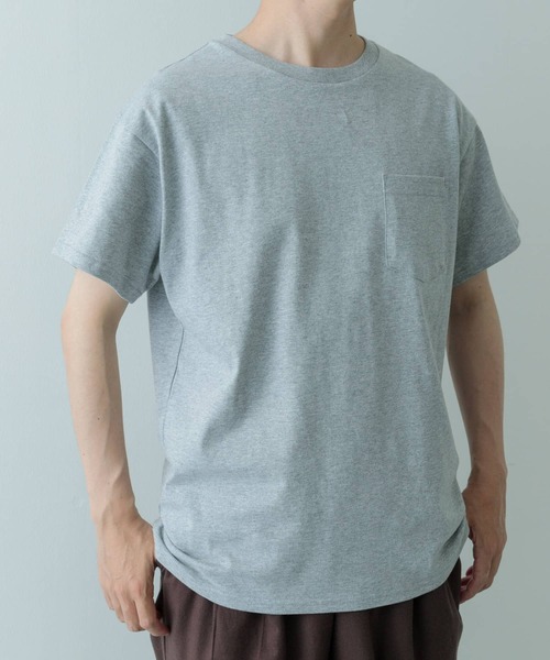 ITEMS URBANRESEARCH（アイテムズ アーバンリサーチ）の「汗染み防止 クルーネック ポケットTシャツ（Tシャツ/カットソー・メンズ・ホワイト/ブラック/グレー系その他・MEDIUM/LARGE/X-LARGE）」の4枚目の写真