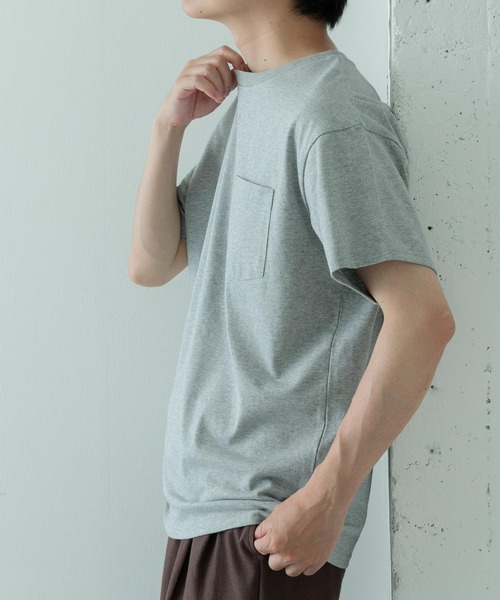 ITEMS URBANRESEARCH（アイテムズ アーバンリサーチ）の「汗染み防止 クルーネック ポケットTシャツ（Tシャツ/カットソー・メンズ・ホワイト/ブラック/グレー系その他・MEDIUM/LARGE/X-LARGE）」の5枚目の写真