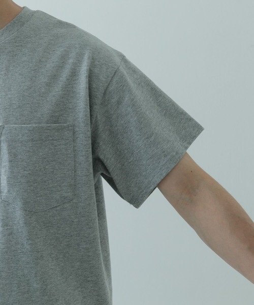 ITEMS URBANRESEARCH（アイテムズ アーバンリサーチ）の「汗染み防止 クルーネック ポケットTシャツ（Tシャツ/カットソー・メンズ・ホワイト/ブラック/グレー系その他・MEDIUM/LARGE/X-LARGE）」の12枚目の写真