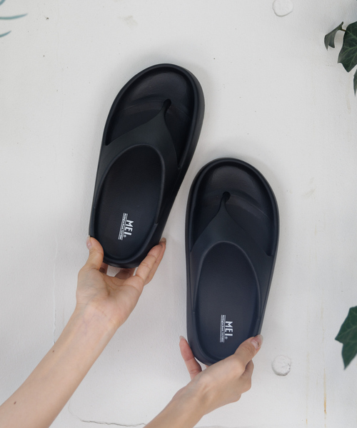 MEI(メイ)の「【WEB限定】【MEI/メイ】トングサンダル(サンダル・レディース・ベージュ/ブラック・S/M/L)」の21枚目の写真