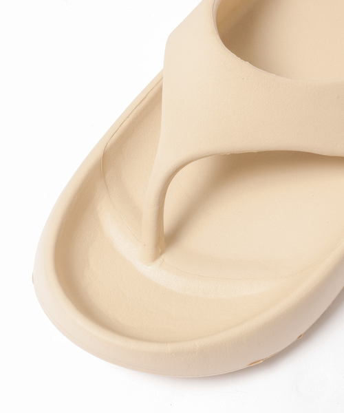 MEI(メイ)の「【WEB限定】【MEI/メイ】トングサンダル(サンダル・レディース・ベージュ/ブラック・S/M/L)」の12枚目の写真