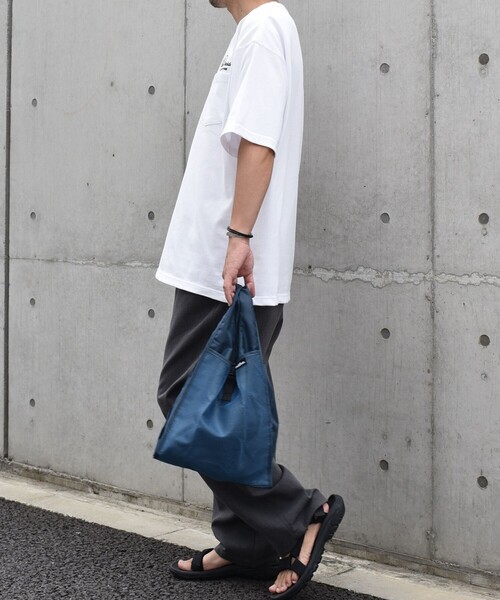 Nahe(ネーエ)の「nahe: ネーエ ショッパー S (エコバッグ / サブバッグ)(エコバッグ/サブバッグ・メンズ・イエロー/ブルー/レッド/ブラック・ONE SIZE)」の13枚目の写真