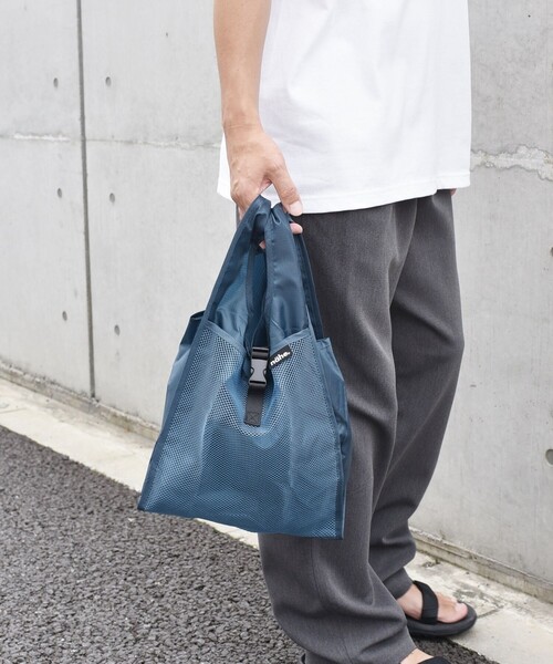 Nahe(ネーエ)の「nahe: ネーエ ショッパー S (エコバッグ / サブバッグ)(エコバッグ/サブバッグ・メンズ・イエロー/ブルー/レッド/ブラック・ONE SIZE)」の15枚目の写真
