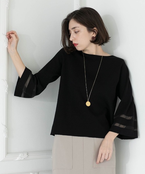 OPAQUE.CLIP（オペークドットクリップ）の「◆UV シアーフレアスリーブニット【抗ピル/洗濯機洗い可】（ニット/セーター・レディース・ライトブルー/チャコールグレー/オフホワイト/ブラック/ブラウン系・40/42/38）」の3枚目の写真