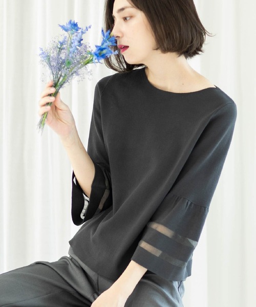 OPAQUE.CLIP（オペークドットクリップ）の「◆UV シアーフレアスリーブニット【抗ピル/洗濯機洗い可】（ニット/セーター・レディース・ライトブルー/チャコールグレー/オフホワイト/ブラック/ブラウン系・40/42/38）」の18枚目の写真