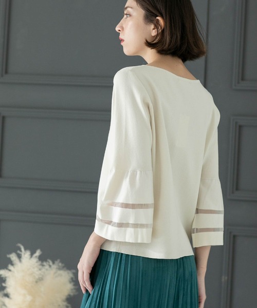 OPAQUE.CLIP（オペークドットクリップ）の「◆UV シアーフレアスリーブニット【抗ピル/洗濯機洗い可】（ニット/セーター・レディース・ライトブルー/チャコールグレー/オフホワイト/ブラック/ブラウン系・40/42/38）」の9枚目の写真