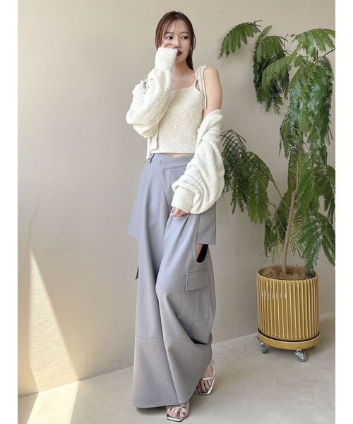 dazzlin（ダズリン）の「ミニシャギーラメニットキャミ（ニット/セーター・レディース・パープル/ベージュ/ピンク/グレー/ブルー・FREE）」の13枚目の写真