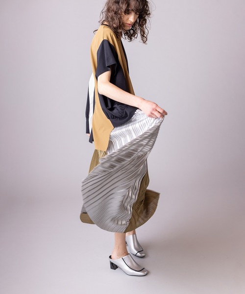 OSMOSIS(オズモーシス)の「切替配色プルオーバー(Tシャツ/カットソー・レディース・ホワイト/カーキ/ブラック・ONE SIZE)」の14枚目の写真