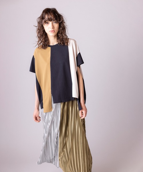 OSMOSIS(オズモーシス)の「切替配色プルオーバー(Tシャツ/カットソー・レディース・ホワイト/カーキ/ブラック・ONE SIZE)」の15枚目の写真