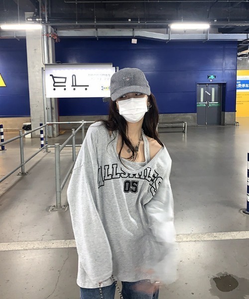DEVICE（デバイス）の「ナンバリング ロゴ レイヤード 韓国 ストリート y2k 古着風 ルーズ ロンT タンクトップ セット アイテム（Tシャツ/カットソー・レディース・グレー・FREE）」の9枚目の写真