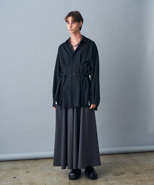KUUUPY(クーピー)の「Multi-Way Back Cord Dart Shirt - マルチウェイ背面コードダーツシャツ(シャツ/ブラウス・メンズ・チャコールグレー/ブラック/グレイッシュベージュ・LARGE/MEDIUM/SMALL)」の20枚目の写真