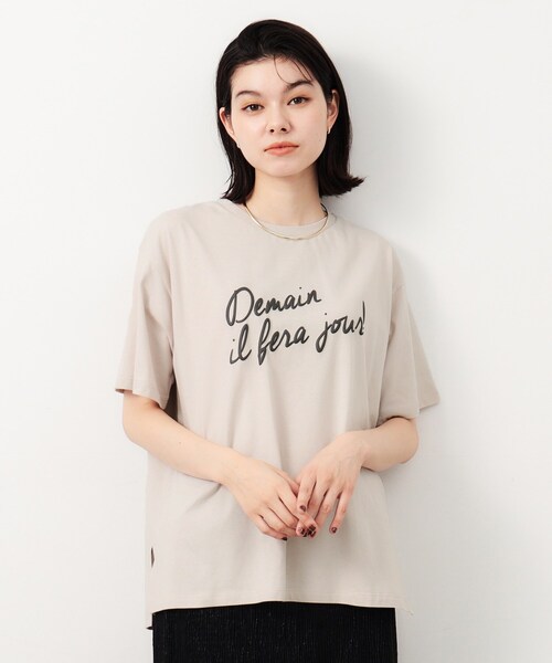 OPAQUE.CLIP（オペークドットクリップ）の「◆リラクシープリントロゴTシャツ【洗濯機洗い可】（Tシャツ/カットソー・レディース・ブラック/ホワイト/ライトベージュ・42/40/38）」の9枚目の写真