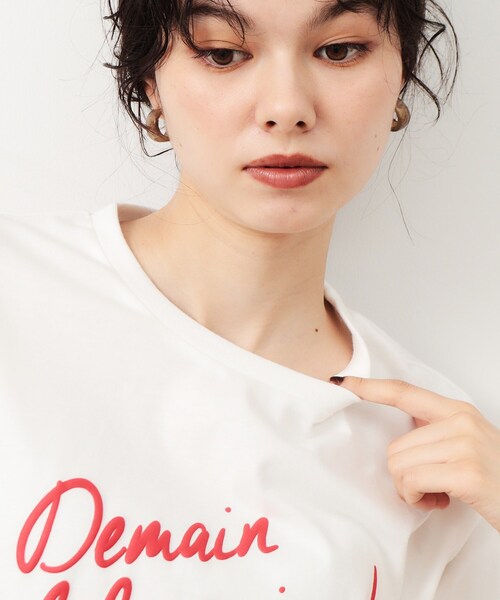 OPAQUE.CLIP（オペークドットクリップ）の「◆リラクシープリントロゴTシャツ【洗濯機洗い可】（Tシャツ/カットソー・レディース・ブラック/ホワイト/ライトベージュ・42/40/38）」の19枚目の写真