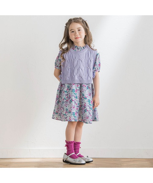 【セール】【お揃い】サテンフローラルパフスリーブワンピース(90~150cm)（ワンピース）｜BeBe（ベベ）