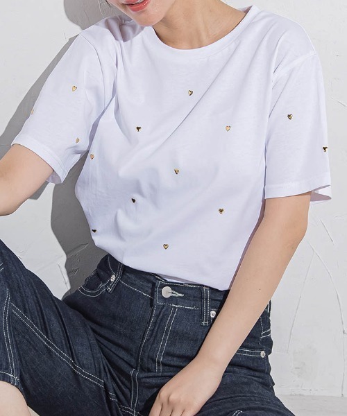 VICKY(ビッキー)の「ハートホットフィックスTシャツ≪手洗い可能≫(Tシャツ/カットソー・レディース・ブラック/アイボリー/ホワイト系その他/チャコールグレー・M)」の1枚目の写真