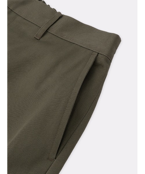 パンツ SOFTHYPHEN CHINO STRAIGHT WIDE TROUSERS SOFTHYPHEN（ソフトハイフン）の「CHINO STRAIGHT WIDE TROUSERS