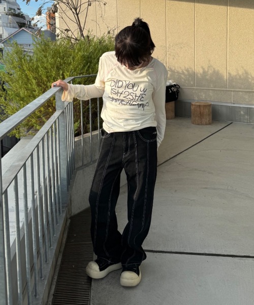 shesame(シーセム)の「center seam denim pants(デニムパンツ・レディース・ブラック・LARGE/MEDIUM)」の4枚目の写真