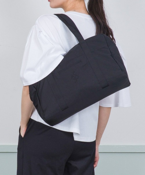 ACOC(アコック)の「【ACOC/アコック】ショルダーバッグ Lip Large Boston Bag(ショルダーバッグ・レディース・ブラック/チャコールグレー/シルバー・FREE)」の21枚目の写真