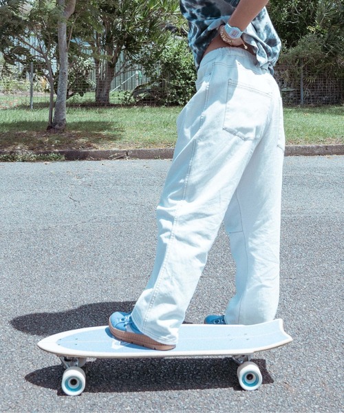 ROXY（ロキシー）の「TAKE IT EASY PANTS/ロキシーワイドフィットパンツ（チノパンツ・レディース・オリーブ/インディゴブルー/ホワイト/グリーン/ブラック/ブラック系その他・LARGE/MEDIUM/SMALL）」の2枚目の写真