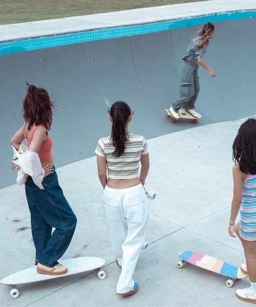 ROXY（ロキシー）の「TAKE IT EASY PANTS/ロキシーワイドフィットパンツ（チノパンツ・レディース・オリーブ/インディゴブルー/ホワイト/グリーン/ブラック/ブラック系その他・LARGE/MEDIUM/SMALL）」の14枚目の写真