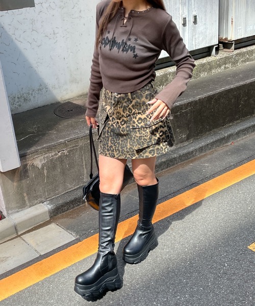 WEGO(ウィゴー)の「WEGO/レースアップブリーチトップス(Tシャツ/カットソー・レディース・ブラック/ブラウン・FREE)」の16枚目の写真