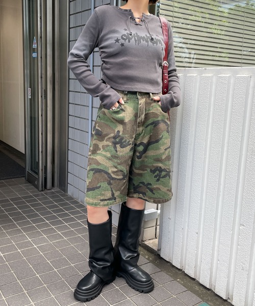 WEGO(ウィゴー)の「WEGO/レースアップブリーチトップス(Tシャツ/カットソー・レディース・ブラック/ブラウン・FREE)」の10枚目の写真