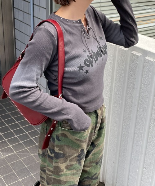 WEGO(ウィゴー)の「WEGO/レースアップブリーチトップス(Tシャツ/カットソー・レディース・ブラック/ブラウン・FREE)」の9枚目の写真