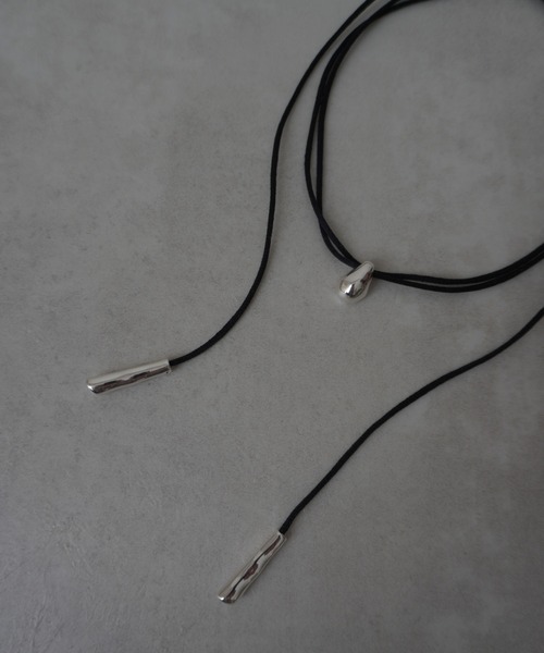 Lynn.（リン）の「long code tie（ネックレス・レディース・ブラック/ダークブラウン・FREE）」の4枚目の写真