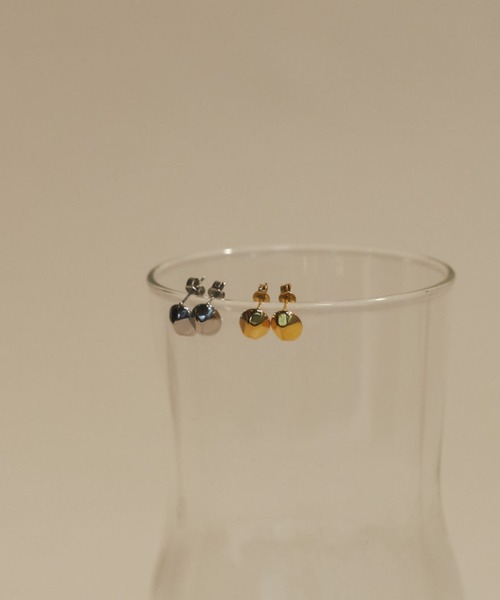 ciite' surgical stainless(シーテサージカルステンレス)の「【 金属アレルギー対応 】 ニュアンスピアス サージカルステンレス (両耳用)(ピアス(両耳用)・レディース・シルバー/ゴールド・FREE)」の10枚目の写真