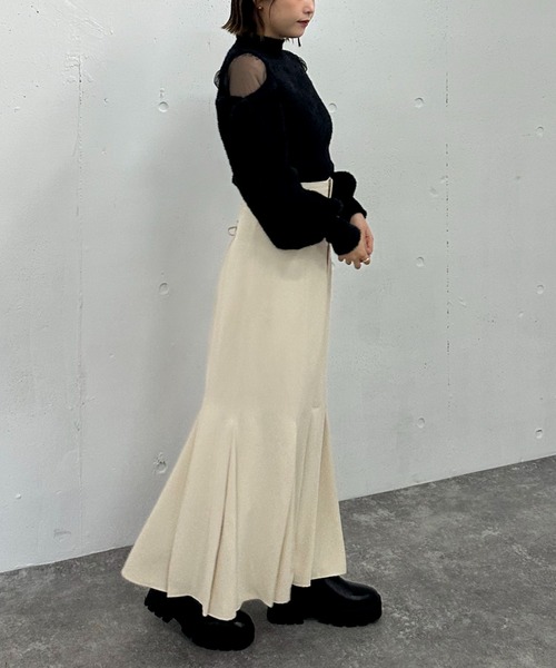 archives(アルシーヴ)の「ショルダーシアーリブフェザーニット(ニット/セーター・レディース・ブラック/ピンクベージュ/アイボリー/ブルーグレー・MEDIUM)」の13枚目の写真